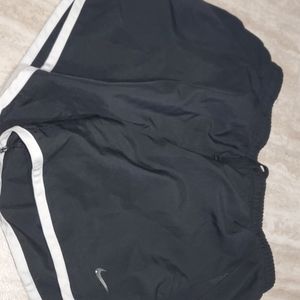Black Nike shorts